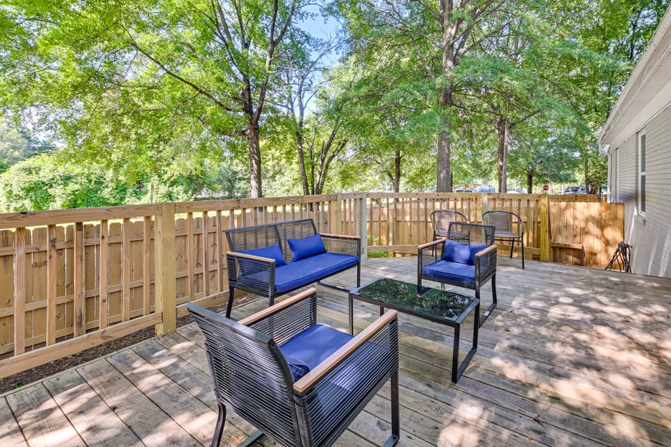Charlotte Gem w/ Deck & Community Amenities House in Charlotte