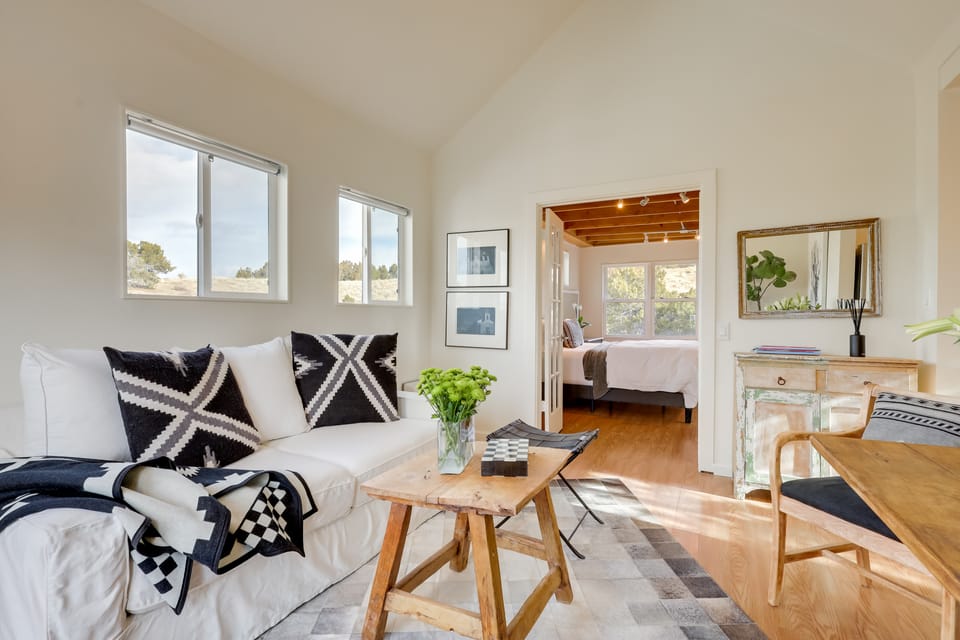 Dog-Friendly Home w/ Fenced Yard in Los Cerrillos Cottage in New Mexico