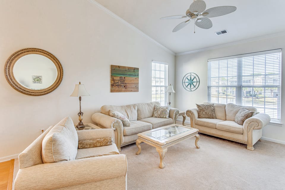 5 Mi to Shore: Condo w/ Patio in Sunset Beach! Apartment in Sunset Beach