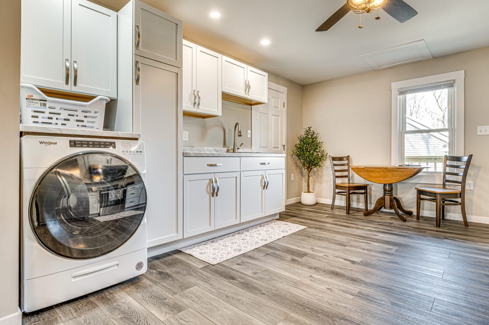 15 Mi to Summit Lake State Park: Updated Apt! Apartment in Indiana