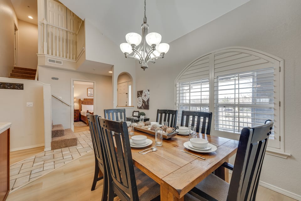 Walk to Branson Strip: Inviting Condo! Apartment in Branson