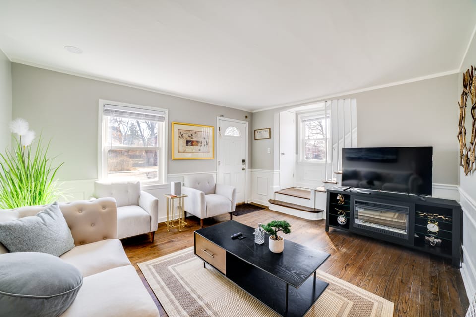 2 Mi to Calumet Park & Beach: Windy City Escape! Apartment in Chicago