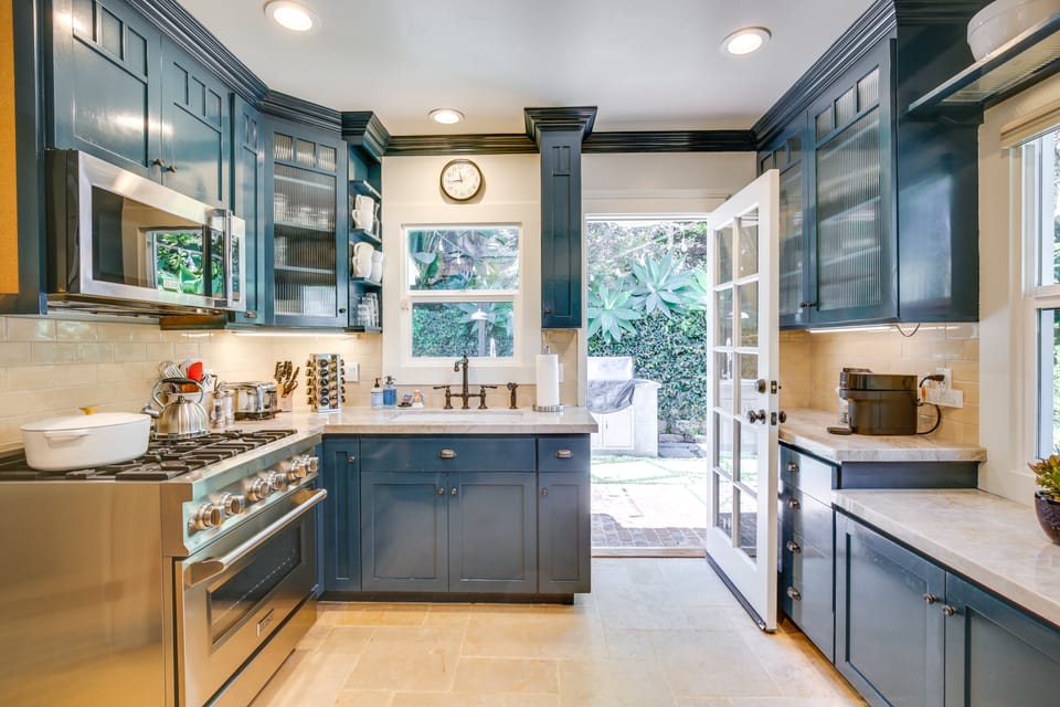 Near Balboa Park & Comic-Con: Gem w/ Private Yard! Cottage in San Diego