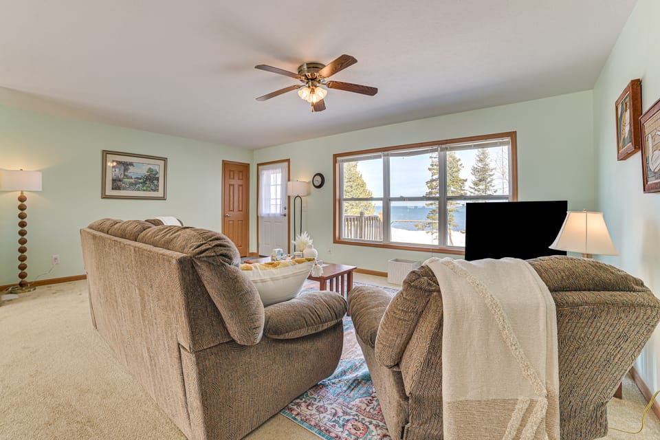Lakefront Home w/ Yard & Views in Cheboygan! House in Michigan
