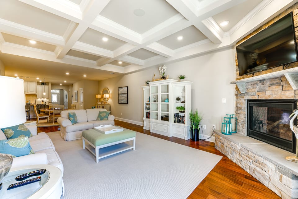 Swim, Hike & Chill: Spacious Ocean View Townhome! Apartment in Sussex County