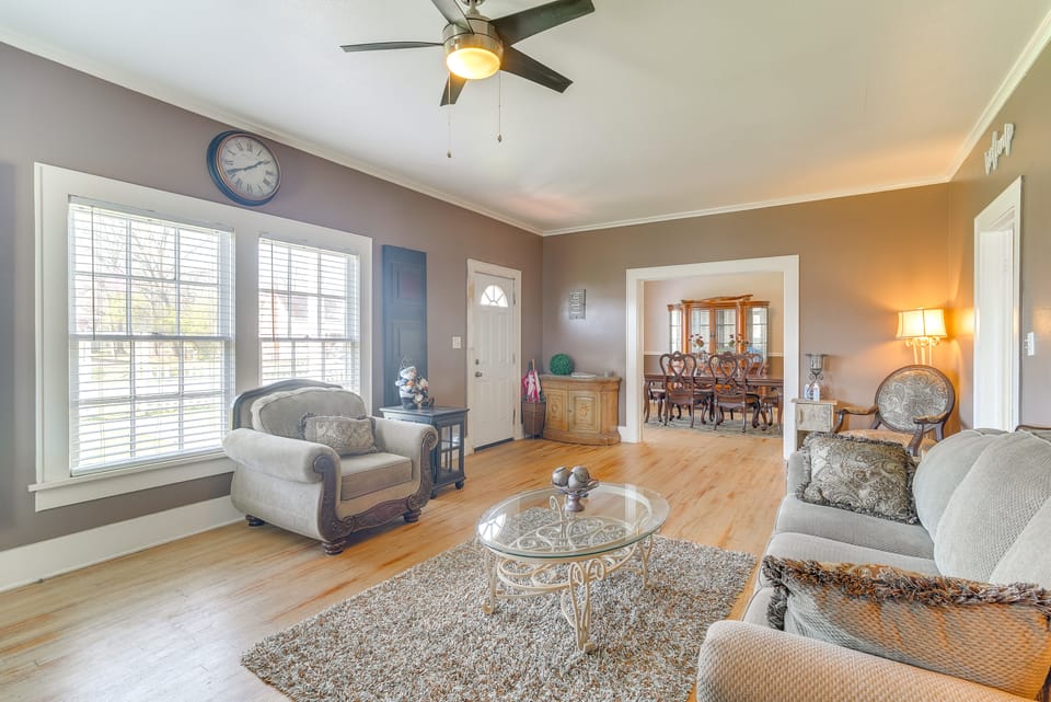 10 Mi to Caddo Lake: Charming Cottage in Vivian! Cottage in Louisiana