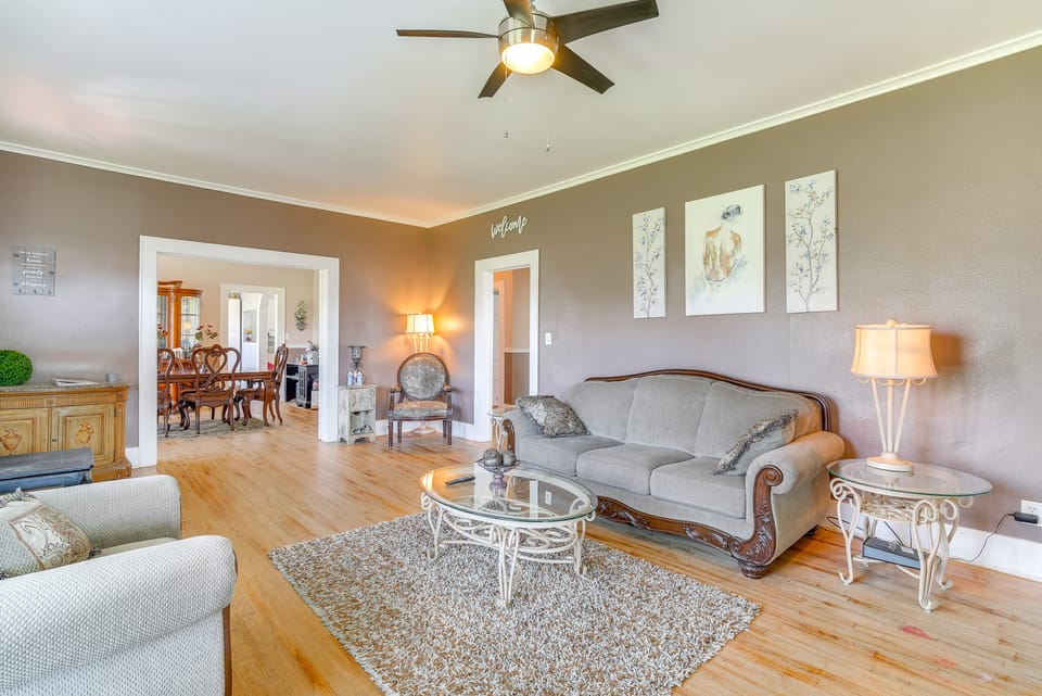 10 Mi to Caddo Lake: Charming Cottage in Vivian! Cottage in Louisiana