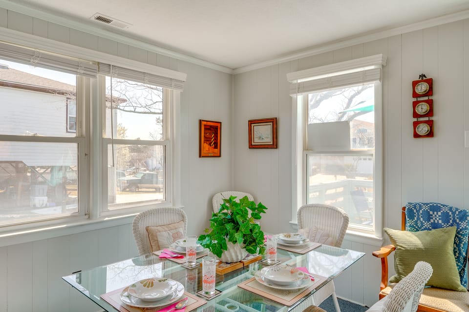 1 Mi to Avalon Pier: Charming Coastal Cottage! Cottage in Kill Devil Hills