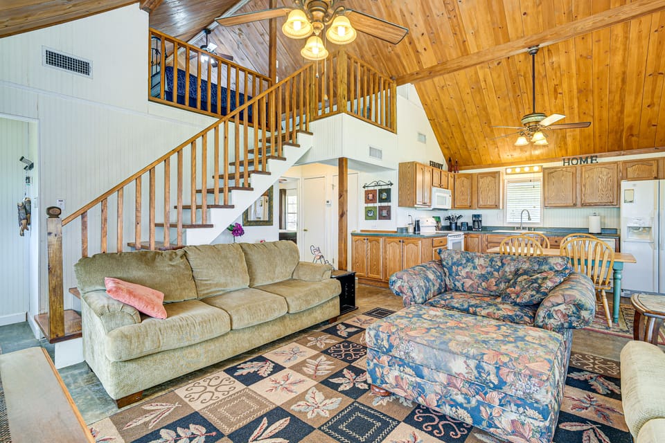 Boat & Swim: Lakefront Toledo Bend Retreat! House in Toledo Bend Reservoir