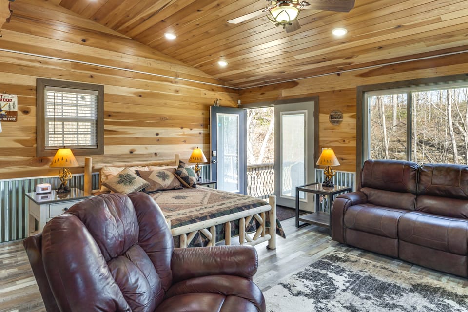 Fish & Hike: Studio on Cane Creek Apartment in Center Hill Lake