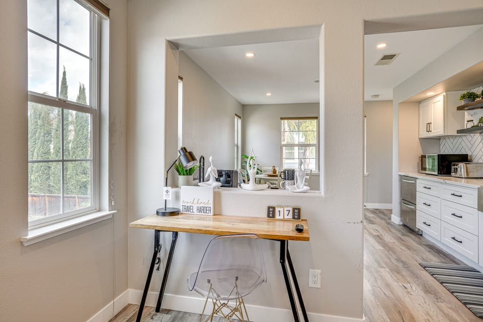 Pool & Hot Tub Access: Extended Stay in Brentwood! Apartment in San Francisco Bay Area