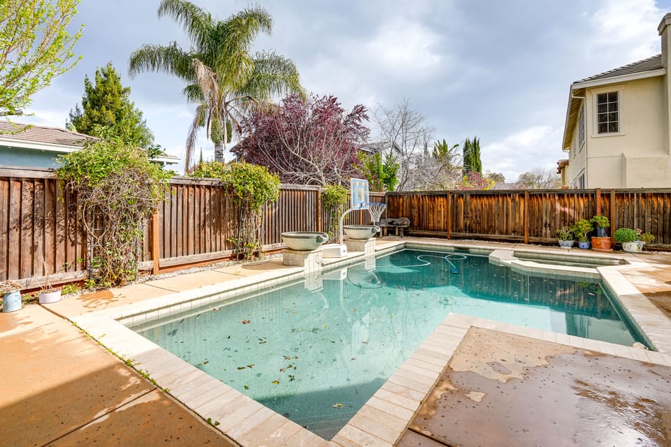 Pool & Hot Tub Access: Extended Stay in Brentwood! Apartment in San Francisco Bay Area