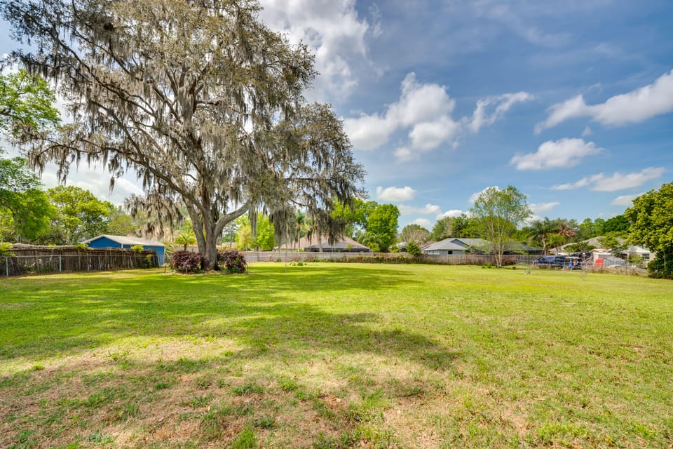 Stay & Play in Belleview: Welcoming Home w/ Yard House in Florida