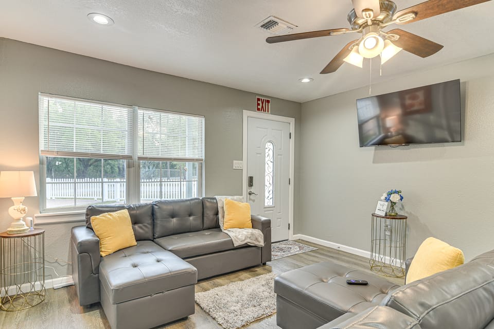 Breezy Tampa Home w/ Yard: Perfect for Long Stays House in Lutz