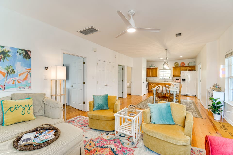 'Our Happy Place' Zero-Entry Pool & Tennis Access Cottage in Alabama