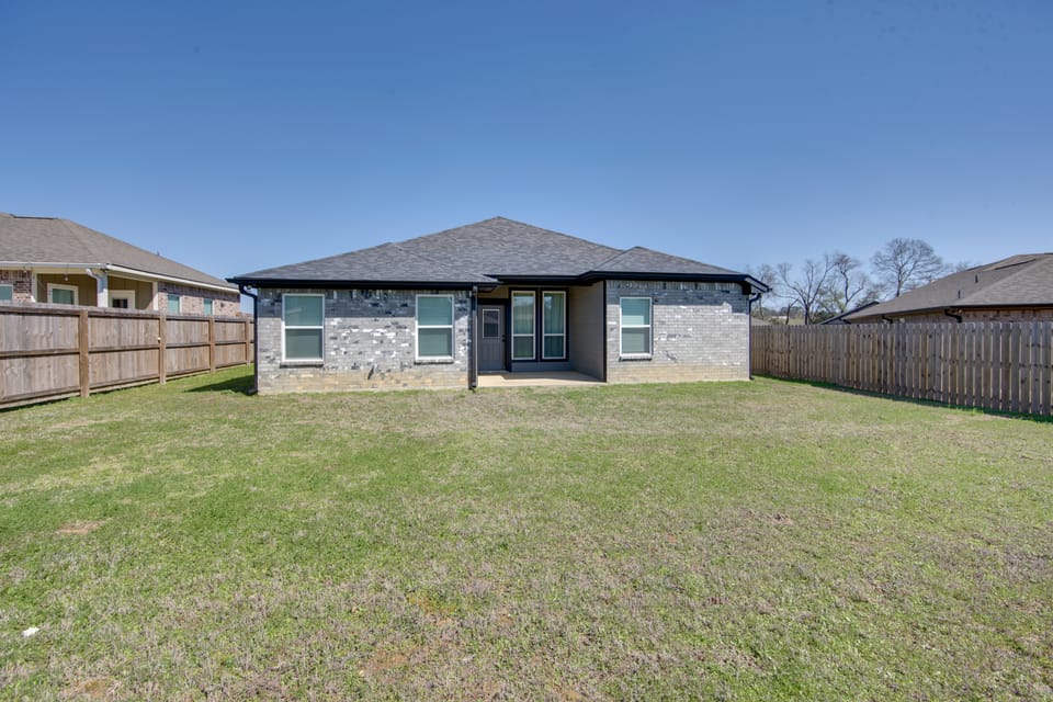 8 Mi to State Park: Home w/ Fenced Yard in Lindale House in Texas