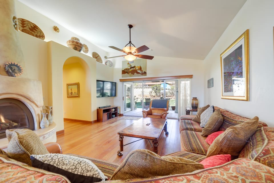 Stunning Sedona Views: Spa, Firepit & Stargazing House in Sedona