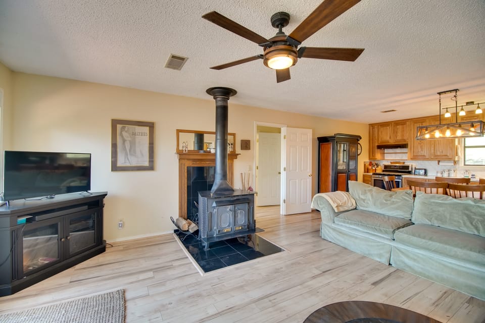Dock & Water-View Deck: Home on Lake Dardanelle House in Arkansas