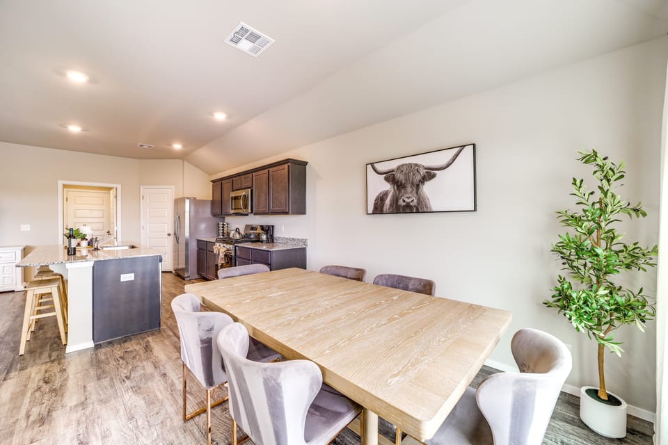 14 Mi to Tulsa: Home w/ Patio in Broken Arrow House in Broken Arrow