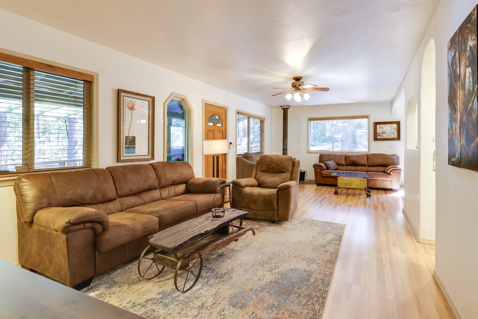 Stay Near Big Trees, Bring Your Pets: Arnold Cabin House in Arnold