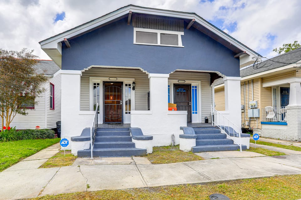3 Mi to French Quarter: Retreat w/ Private Yard House in New Orleans