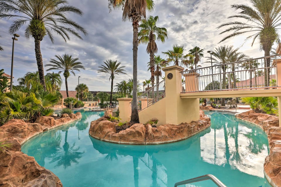 9 Mi to WDW: Townhouse w/ Balcony in Davenport! Apartment in Four Corners