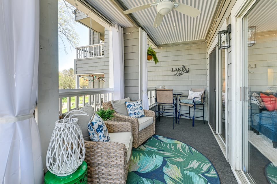 Waterfront Lake Norman Retreat w/ Balcony Apartment in Cornelius