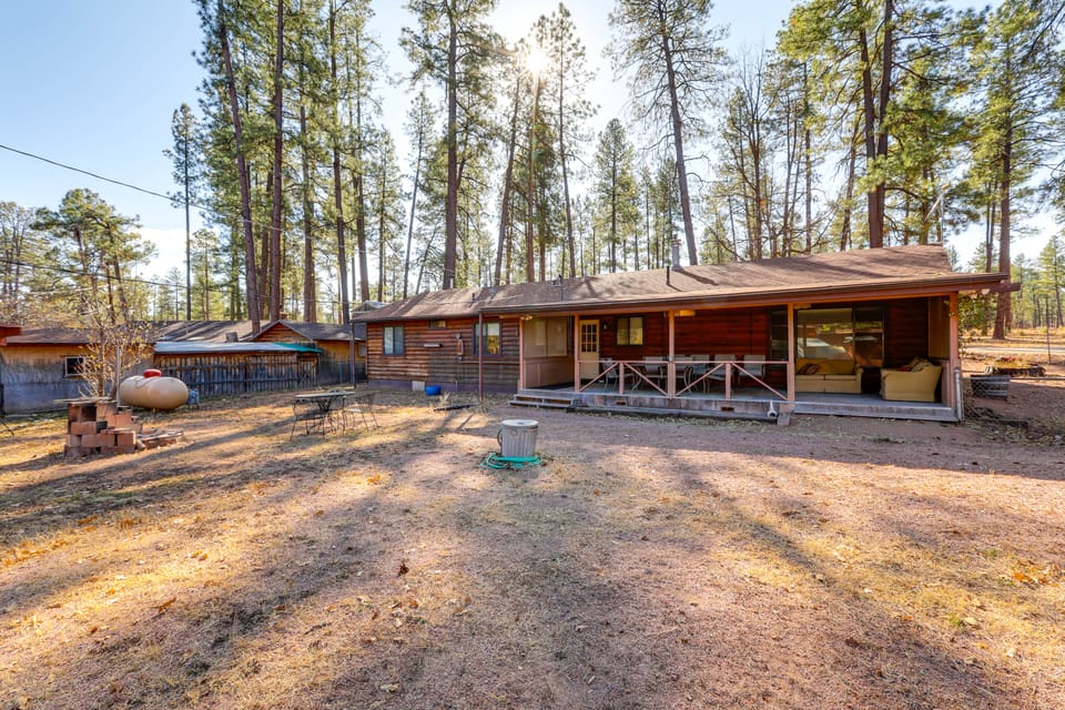 16 Mi to Mogollon Rim: Home w/ Deck in Payson! House in Gila County