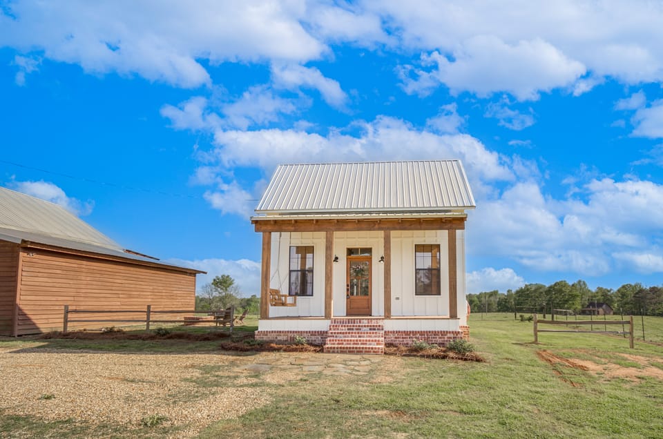Contrell Cottage On Farm w/ Peaceful Views House in Mississippi