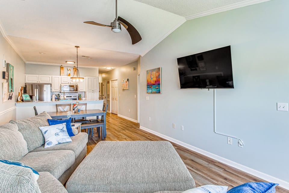 Balcony + Pool Access: Serene Little River Retreat Apartment in North Myrtle Beach