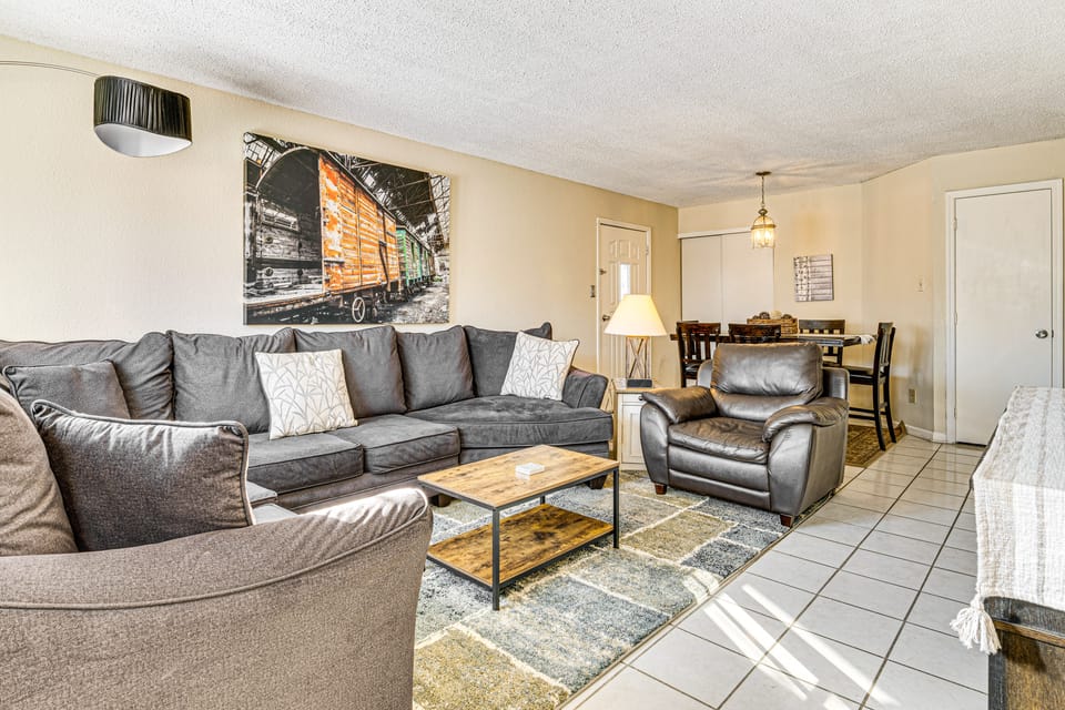 5 Mi to Eagle Creek Park: Home w/ Fenced Yard! House in Pike Township