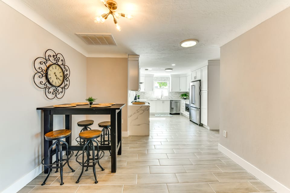 Sarasota Waterfront Escape: Private Pool & Views! House in Gulf Gate Estates