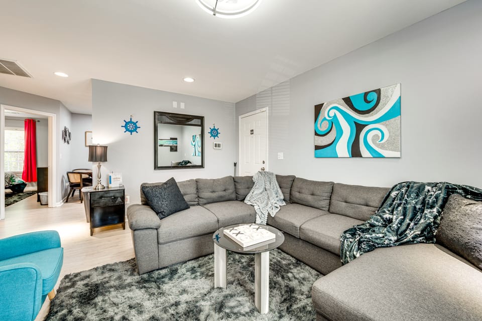 10 Mi to Snowland: Concord Apt w/ Shared Yard Apartment in Kannapolis
