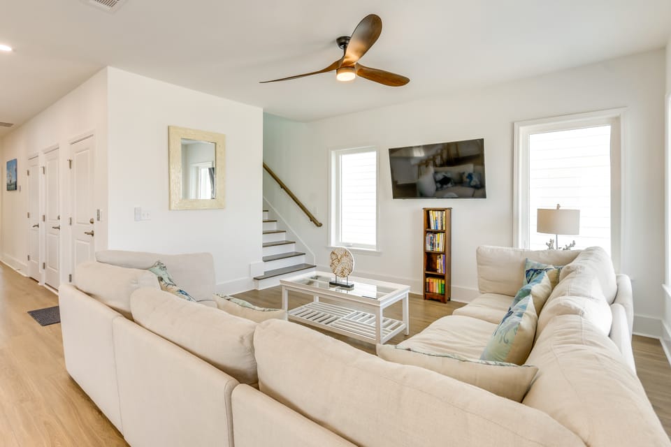 Steps to Beach: New Navarre Home w/ Ocean Views! House in Pensacola Beach