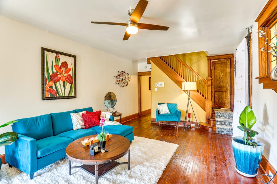 2 Mi to Dtwn: Harrisburg Escape w/ Furnished Deck! Apartment in Harrisburg