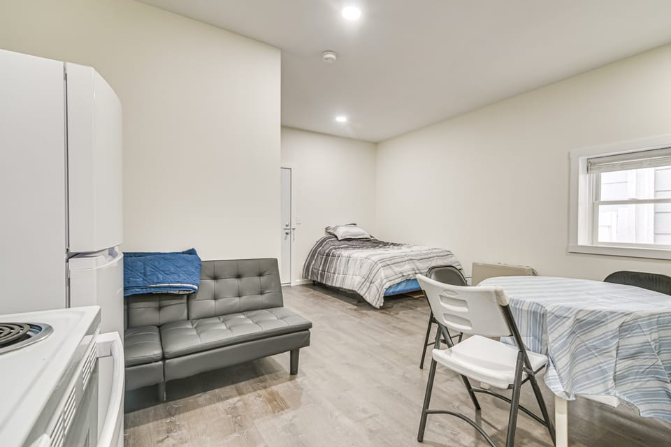 Walkable, Low-Key Waterville Studio w/ Parking! Apartment in Waterville