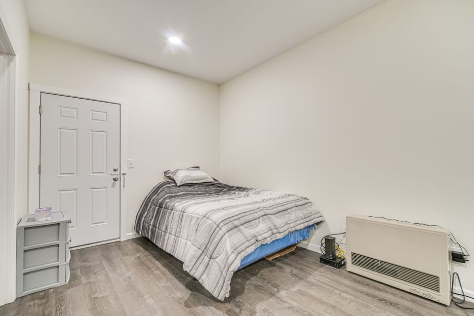 Walkable, Low-Key Waterville Studio w/ Parking! Apartment in Waterville