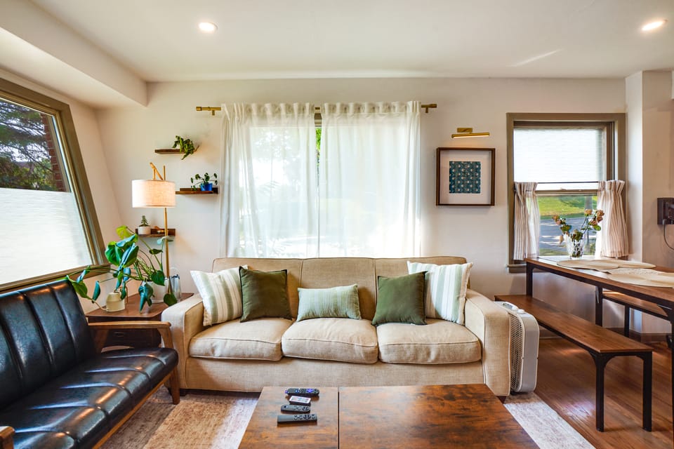 6 Mi to Summerfest Park: Home w/ Game Room! House in Cudahy