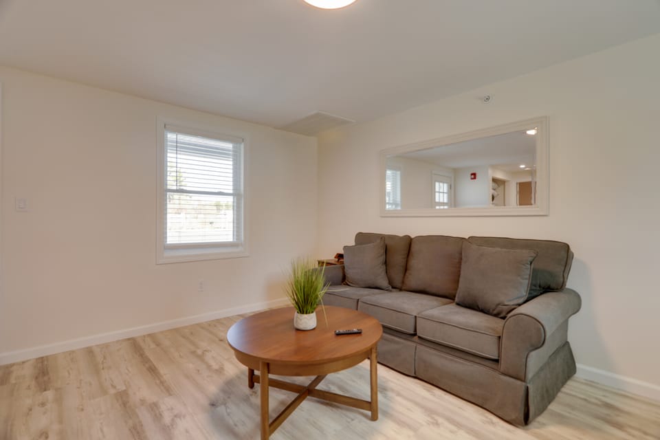 3 Mi to Main St & Beach: Coastal Cape Cod Escape! Apartment in Wareham