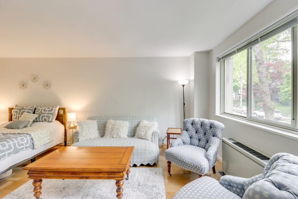3 Mi to Nat'l Mall: Convenient DC Home Base! Apartment in Arlington