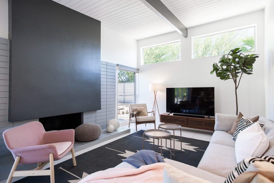 Luxe Outdoor Living: Palm Springs Retreat w/ View! House in Palm Springs