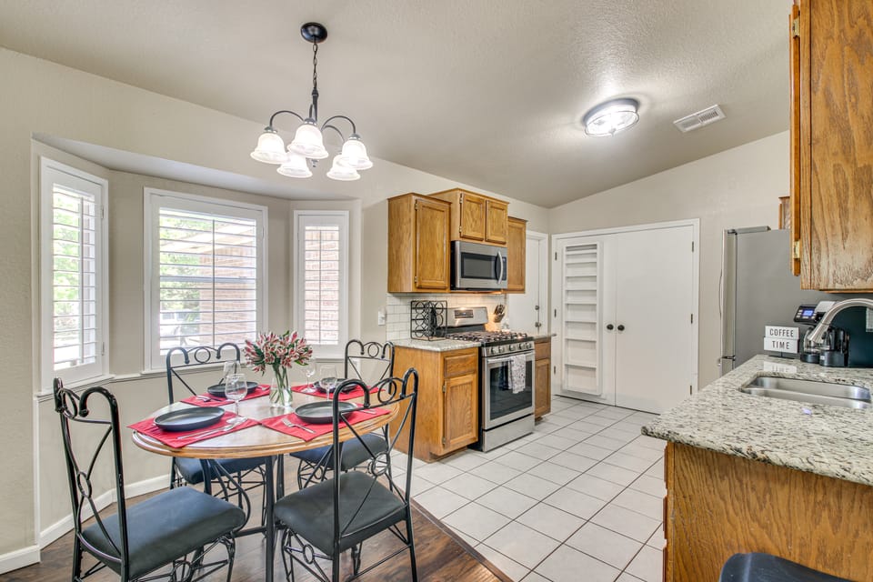 2 Mi to OU: Family-Friendly Retreat w/ Patio! House in Norman