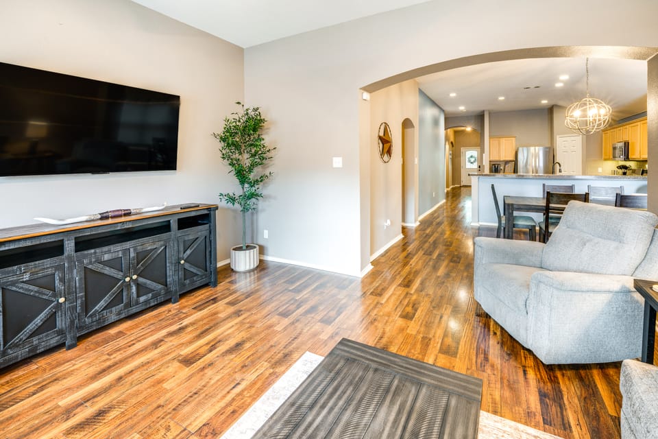 Swim, Game, Relax & More: Family Getaway in Frisco House in Frisco