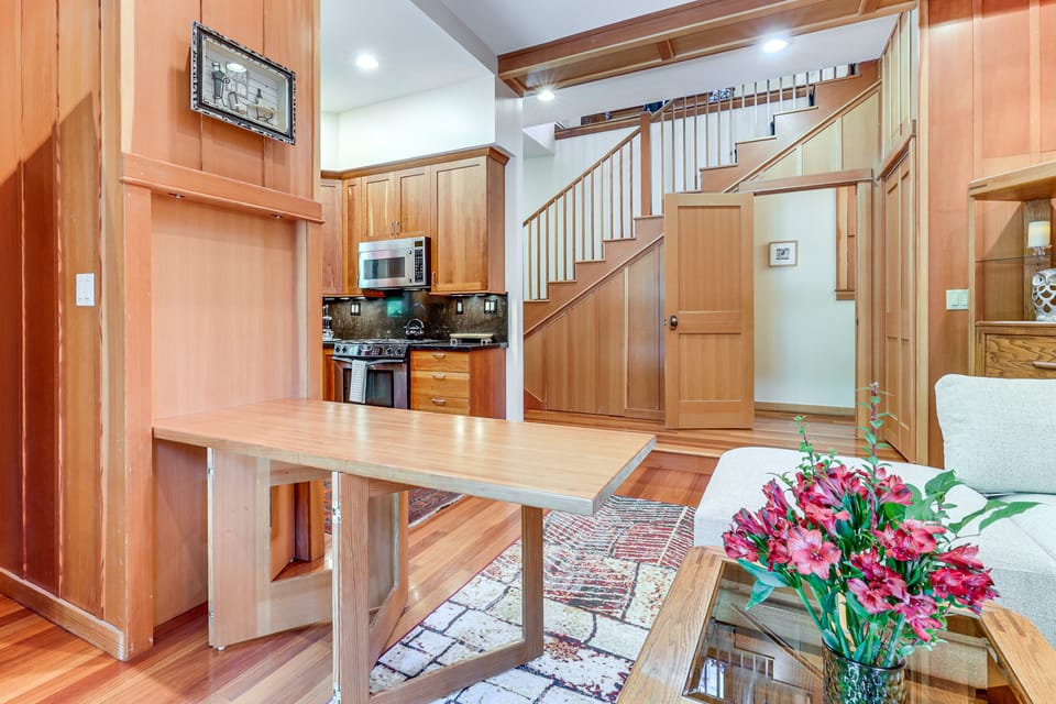 11 Mi to Downtown Napa: Wine Country Cottage Cottage in Napa Valley