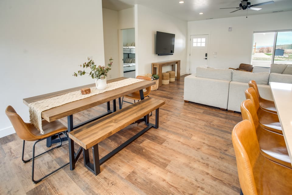 3 Mi to Bear Lake: Home w/ Hot Tub & Huge Patio! House in Bear Lake