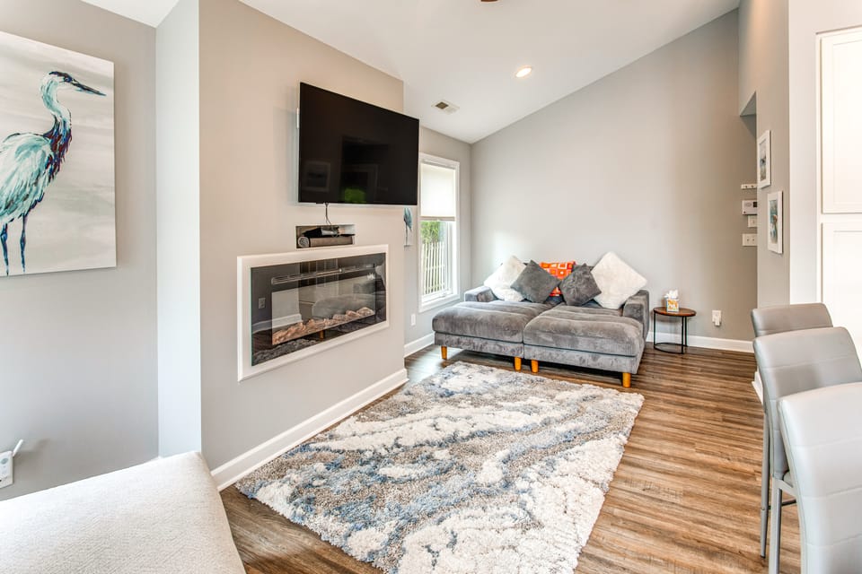 Golf Cart Included: Little River Cottage w/ Deck! Cottage in Little River