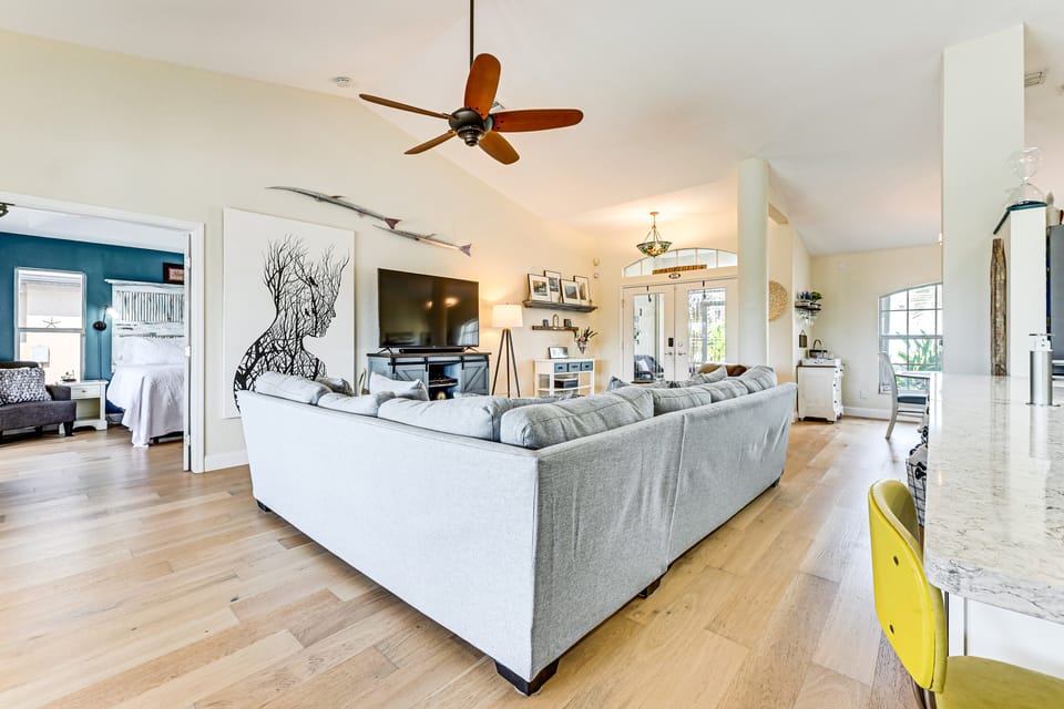Heated Pool w/ Canal Views: Port Charlotte Home House in South Gulf Cove