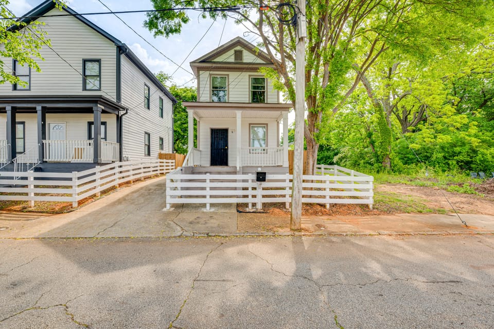 Ideal ATL Stay Near Mercedes-Benz Stadium & Dtwn House in Atlanta