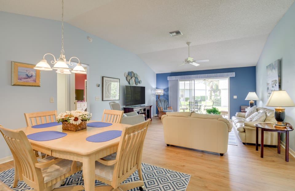 Walk to Community Perks: Home in The Villages House in The Villages