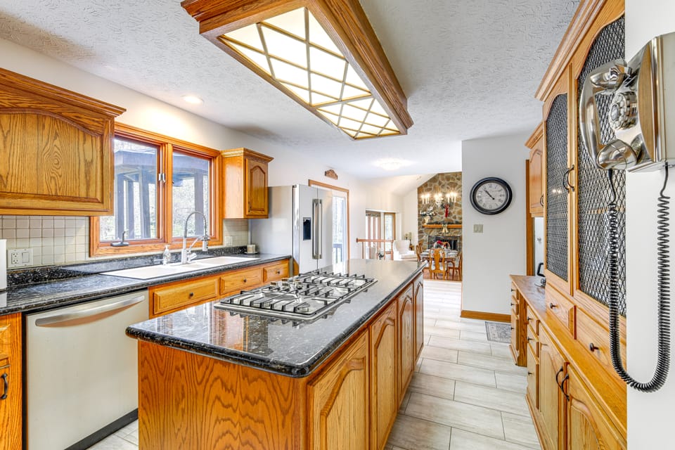 Bike, Fish, Golf & More: Stately Tudor in Mogadore House in Ohio